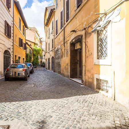 The Magic Hole Apartment Rome Exterior photo