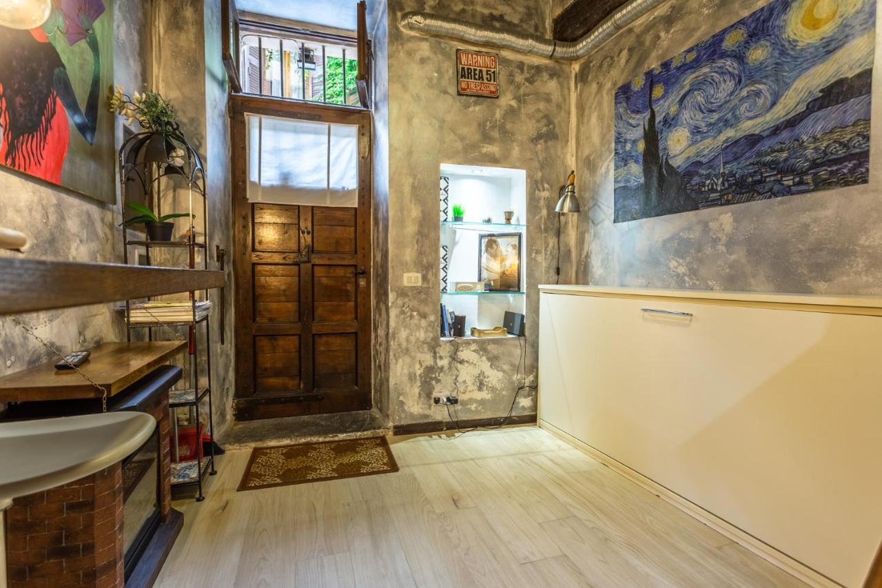 The Magic Hole Apartment Rome Exterior photo