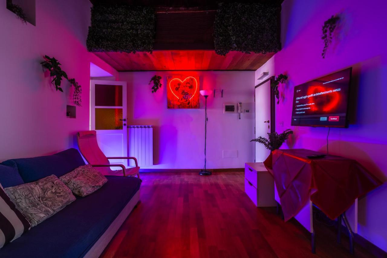The Magic Hole Apartment Rome Exterior photo