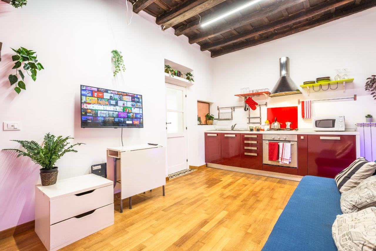The Magic Hole Apartment Rome Exterior photo